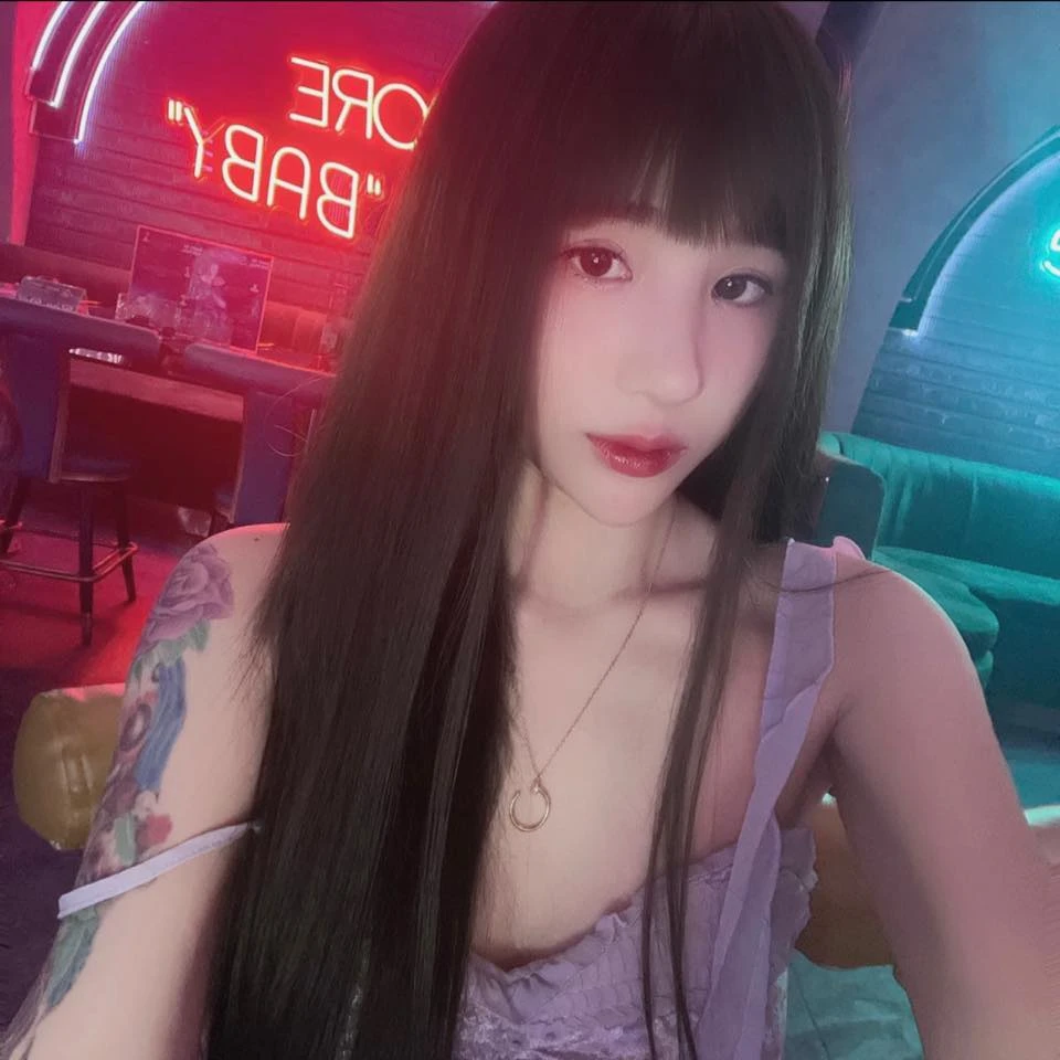 Lê kim linh 3